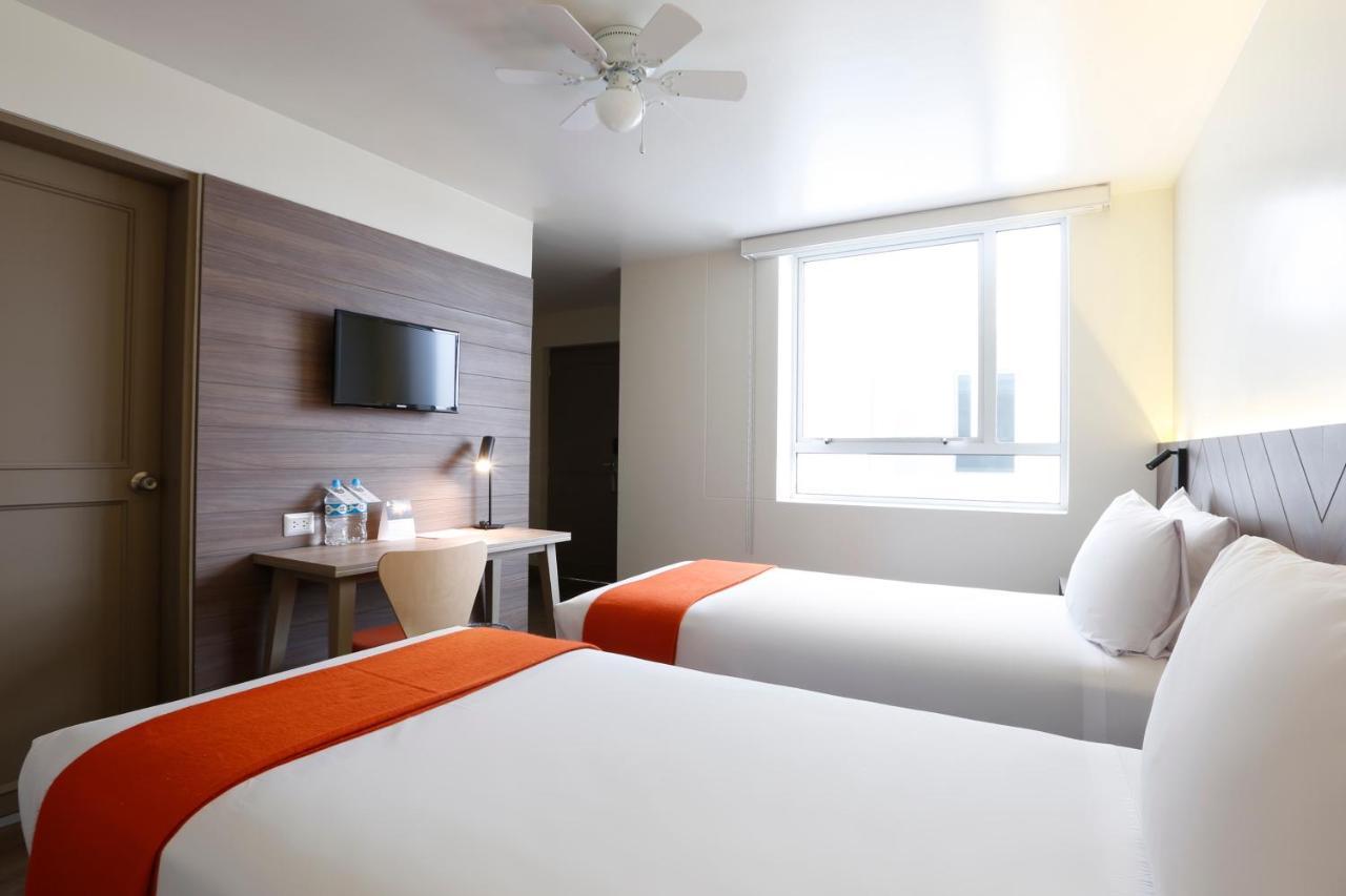 Hotel Casa Andina Standard Trujillo Plaza Esterno foto