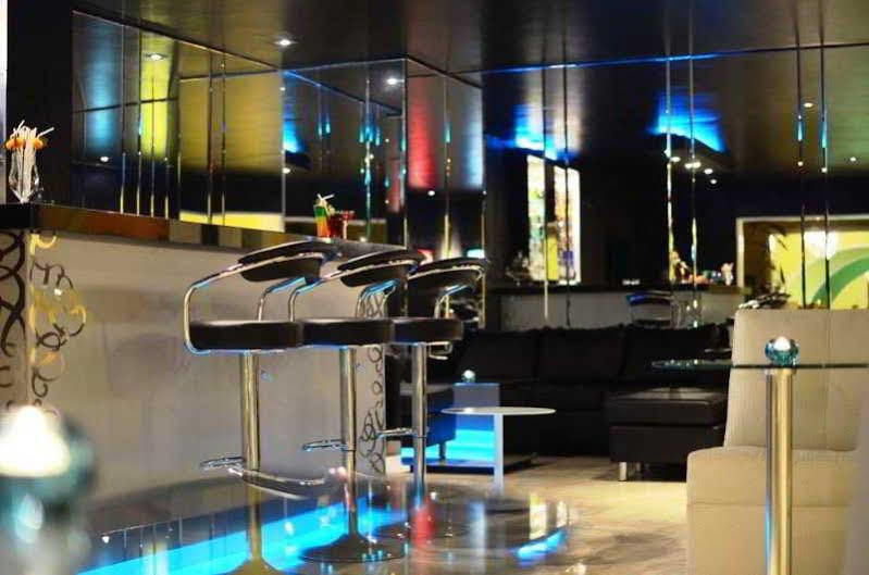 Hotel Casa Andina Standard Trujillo Plaza Esterno foto